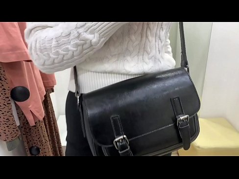 ❤️ Фитинг бөлмөсүндө жаш канчык FeralBerryди дилдо менен коомдук мастурбациялоо ☑ Шлюздер ky.passionateembracespotlight.ru ﹏